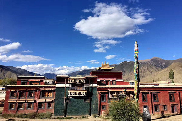 山南-桑耶寺-桑耶沙丘-雍布拉康(遠觀)-昌珠寺1日游